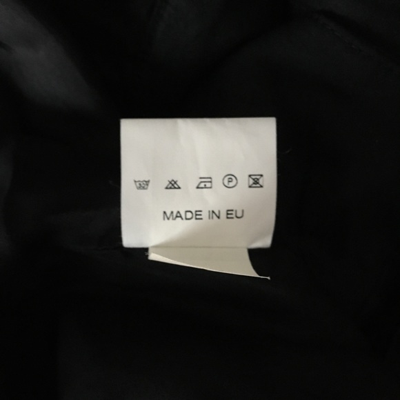 A-line black mini skirt - Picture 4 of 4